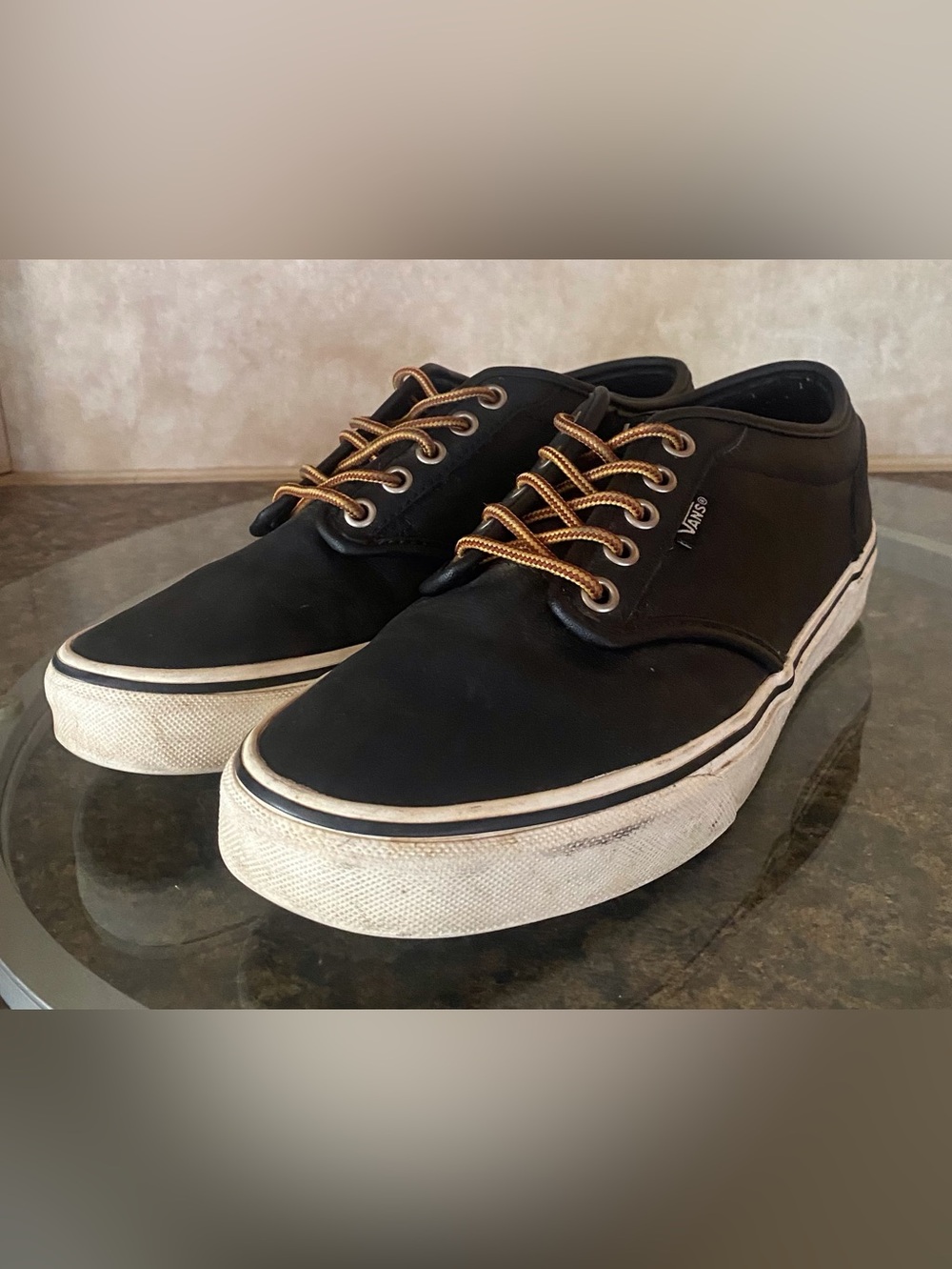 Vans Black Low-Top Leather Sneakers with Brown Laces Men’s 7.5